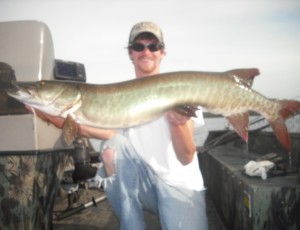 5 casts yielded a 41" musky, a 37" pike and a 37.5" pike while filming in June 2012.  The pike came on back to back casts!