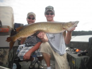 1st Place in a small private tournament. Fish 1 of 5. 4 over 40". July 2012.