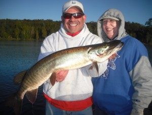 Clients Luis and Deb from Seattle, WA with a nice 1st musky. 1st time musky fishing for either of them and Luis is on the board! Congrats! Half day outing Septemeber 2013
